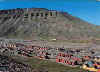 nr105Longyearbyen